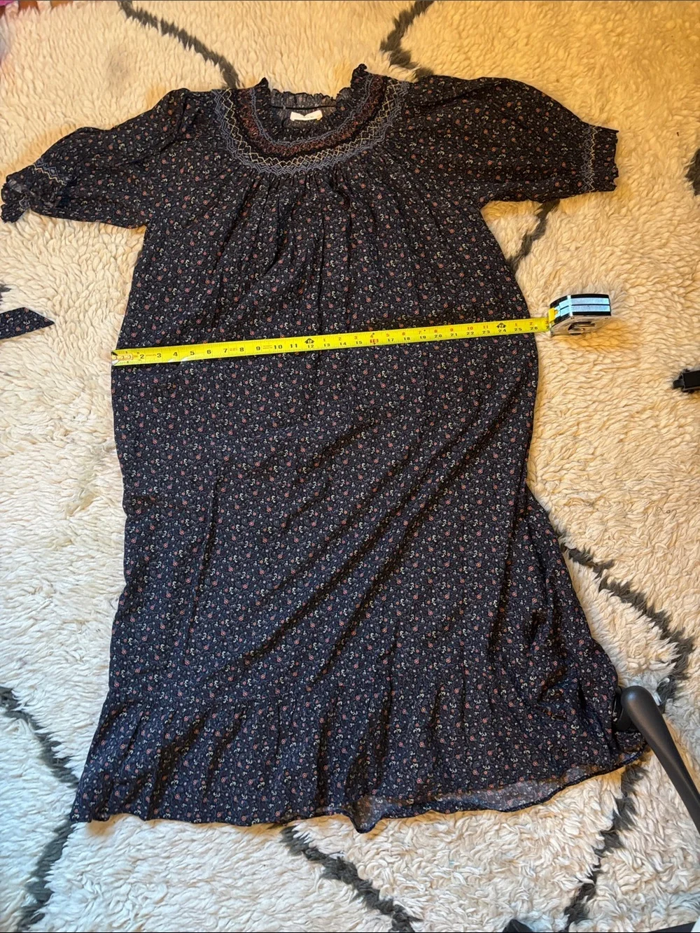 DÔEN Dress in Black Parc Monceau - Picture 9 of 17